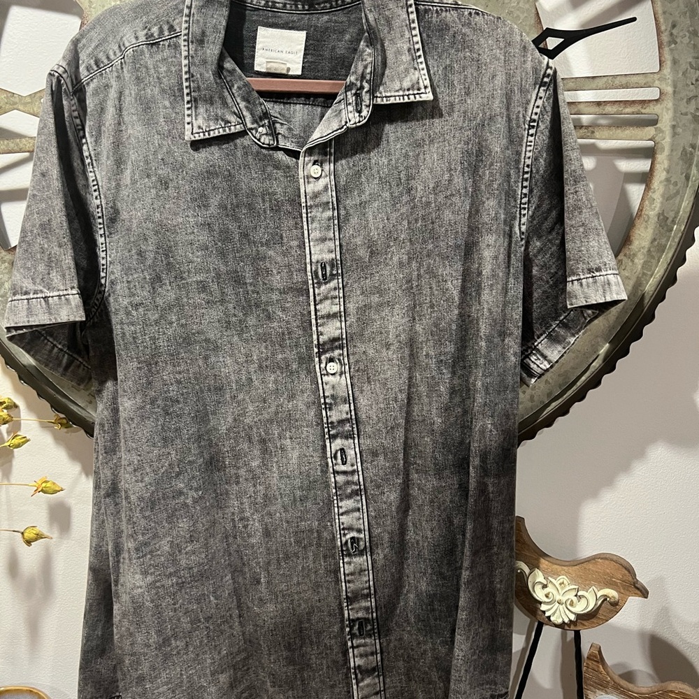 American Eagle Dark Grey Button Up